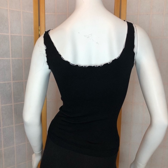 💓💗New with tag bebe stretchy tank top🍒 - Picture 2 of 6